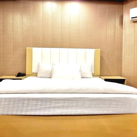 Hotel Visit Inn Executive Lahore Exterior foto